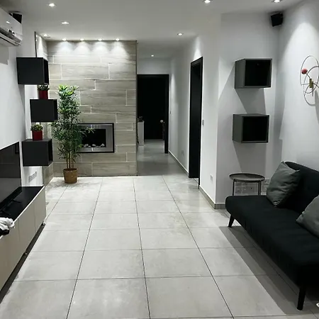 Stardust Apartment San Gwann